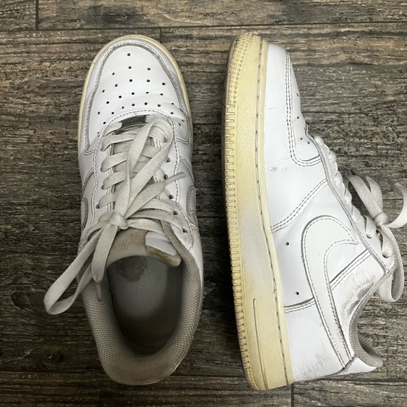 Air Force 1 - Picture 3 of 4